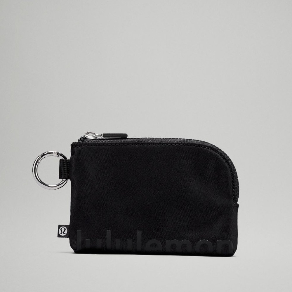 Lululemon • Clippable Card Pouch